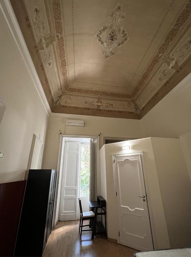 Il Giardino E Gli Affreschi Bed & Breakfast Catania Exterior photo